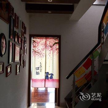 成都华西川大附近文艺复式楼中楼10居公寓(金陵横路48号分店)酒店提供图片