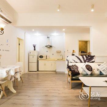 重庆居·houseの公寓(下纯阳洞街分店)酒店提供图片