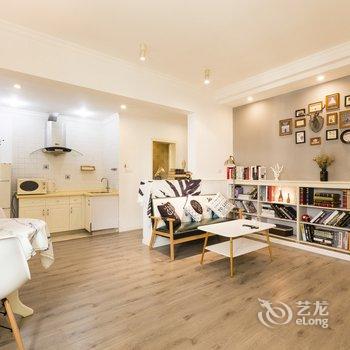 重庆居·houseの公寓(下纯阳洞街分店)酒店提供图片