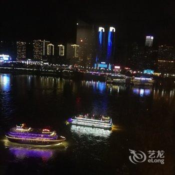 重庆愉见重庆民宿(人民解放纪念碑分店)酒店提供图片