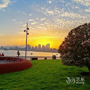 青岛秋实QH公寓(罗浮山路分店)酒店提供图片