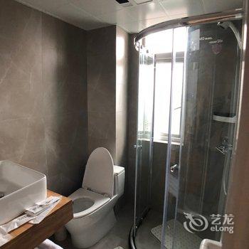 重庆廖矜持啊公寓酒店提供图片