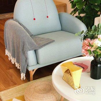 重庆廖矜持啊公寓酒店提供图片