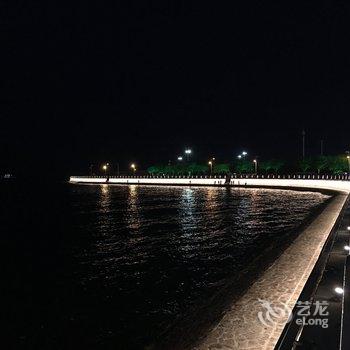 心悦小岛公寓(青岛西陵峡路店)酒店提供图片
