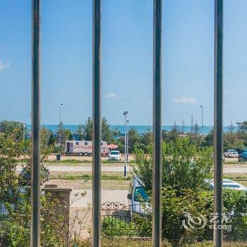 青岛薛忠峰金沙滩海景房公寓(金沙滩路与云雾山路交叉口分店)酒店提供图片