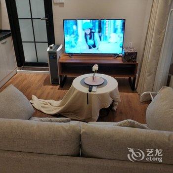往事如疯公寓(北京郎家园路北口店)酒店提供图片