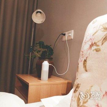 成都乐享多公寓(全年红红木艺术馆分店)酒店提供图片