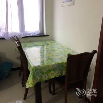青岛张小宝宝的工业窝公寓酒店提供图片
