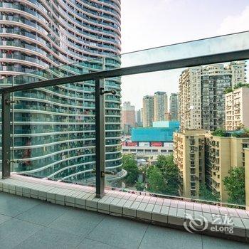 重庆璃尘公寓(天陈路分店)酒店提供图片