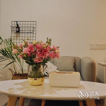 重庆陈三三三天公寓酒店提供图片