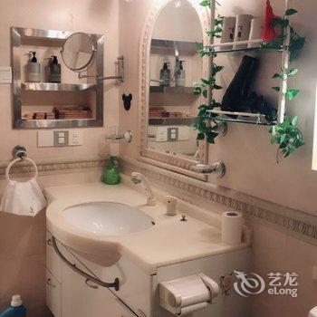 青岛尼尼度假别墅(墨非墨当代艺术馆分店)酒店提供图片