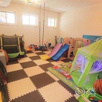 青岛尼尼度假别墅(墨非墨当代艺术馆分店)酒店提供图片