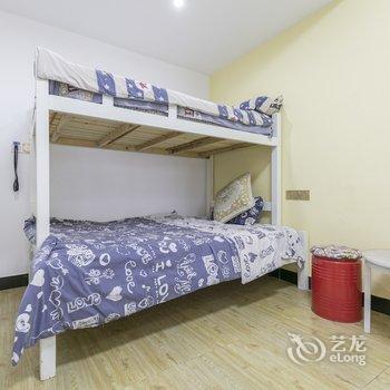 上海e家小镇虹桥枢纽国家会展中心店度假别墅(8号店)酒店提供图片