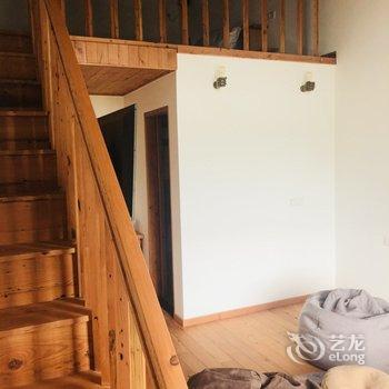 上海一鹿有你客栈(建设路与棋杆路交叉口分店)酒店提供图片