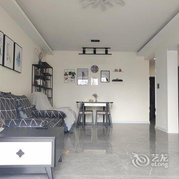 青岛高档自用装修公寓酒店提供图片