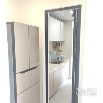 青岛高档自用装修公寓酒店提供图片