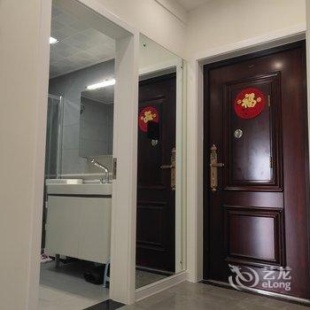 青岛高档自用装修公寓酒店提供图片