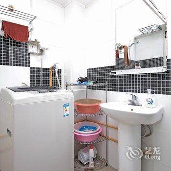 上海市中心温馨设计感公寓(法华镇路分店)酒店提供图片
