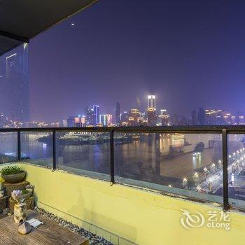 重庆左右民宿(千佛寺分店)酒店提供图片