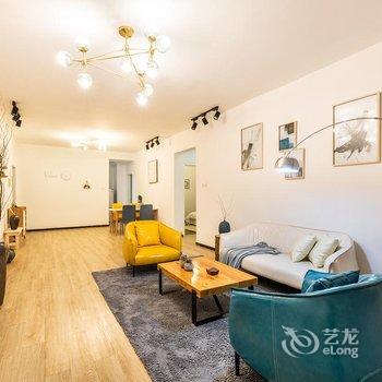重庆左右民宿(千佛寺分店)酒店提供图片