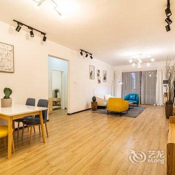 重庆左右民宿(千佛寺分店)酒店提供图片