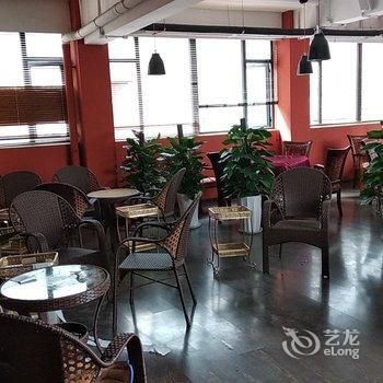 成都荷花逸居酒店酒店提供图片