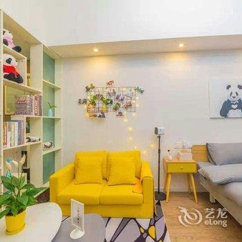 成都小二哥的房子公寓(6号店)酒店提供图片