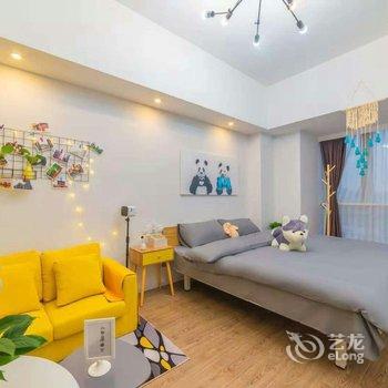 成都小二哥的房子公寓(6号店)酒店提供图片