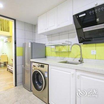 广州薰衣草之家(广州汉溪长隆地铁站奥园店)酒店提供图片