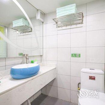 广州薰衣草之家(广州汉溪长隆地铁站奥园店)酒店提供图片
