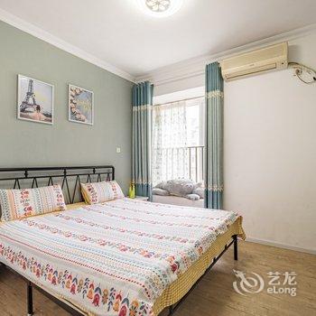 成都三妹公寓(6号店)酒店提供图片