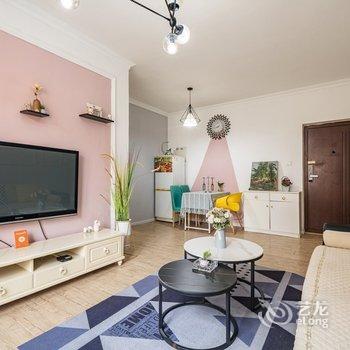 成都三妹公寓(6号店)酒店提供图片