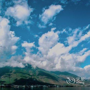 大理望苍山·古城肆年伴月花园美宿酒店提供图片