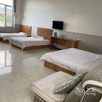 克什克腾旗乌兰布统苏木大漠绿都驿站酒店提供图片