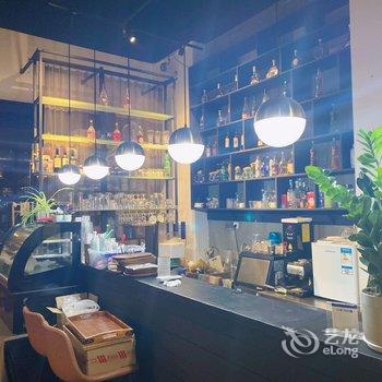 半山渡宿约书院(鹅岭文创二厂公园店)酒店提供图片