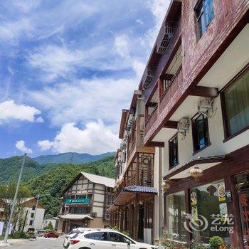 神农架再回首酒店(大九湖坪阡古镇店)酒店提供图片