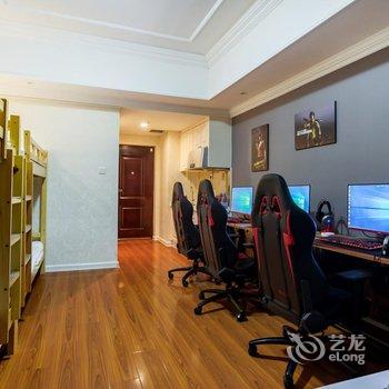 莱漫娜电竞酒店(泰安万达广场店)酒店提供图片
