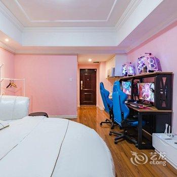 莱漫娜电竞酒店(泰安万达广场店)酒店提供图片