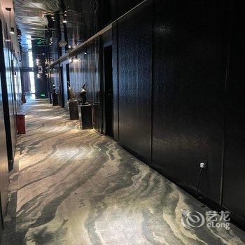 桃丝艺术酒店(南宁金湖广场地铁站店)酒店提供图片