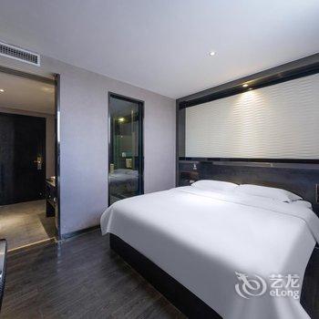 桃丝艺术酒店(南宁金湖广场地铁站店)酒店提供图片