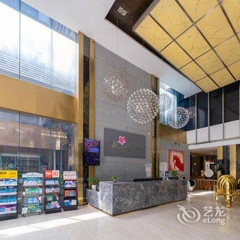 桃丝艺术酒店(南宁金湖广场地铁站店)酒店提供图片