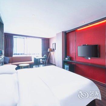桃丝艺术酒店(南宁金湖广场地铁站店)酒店提供图片