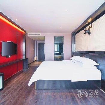 桃丝艺术酒店(南宁金湖广场地铁站店)酒店提供图片
