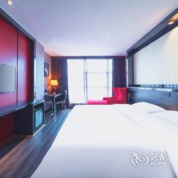 桃丝艺术酒店(南宁金湖广场地铁站店)酒店提供图片