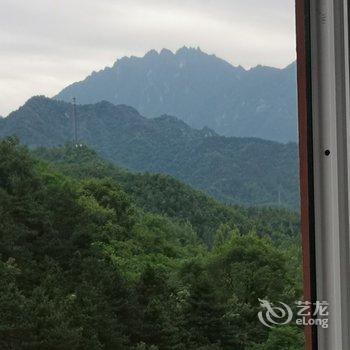 栾川清雅山居酒店提供图片