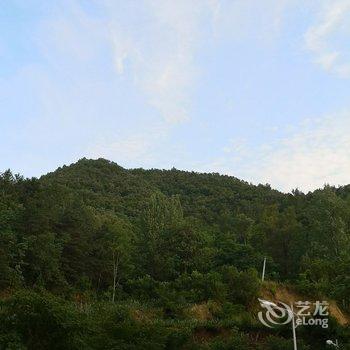 栾川清雅山居酒店提供图片