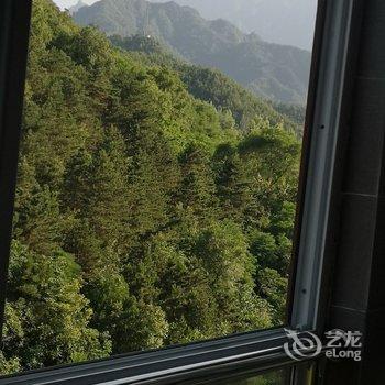 栾川清雅山居酒店提供图片