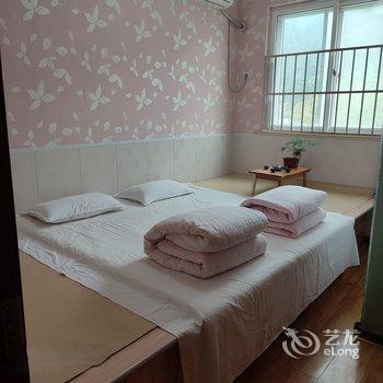 青岛崂山河东村民宿酒店提供图片