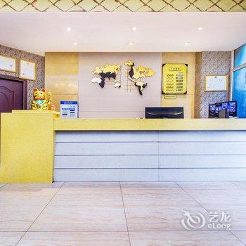 路客HOTELS(华岩寺地铁站店)酒店提供图片