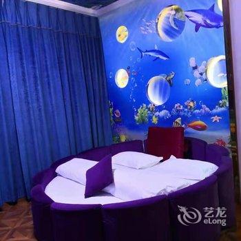 陆良颐景源主题酒店酒店提供图片